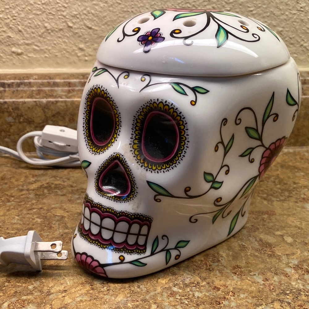 Colorful Skull Ceramic Warmer